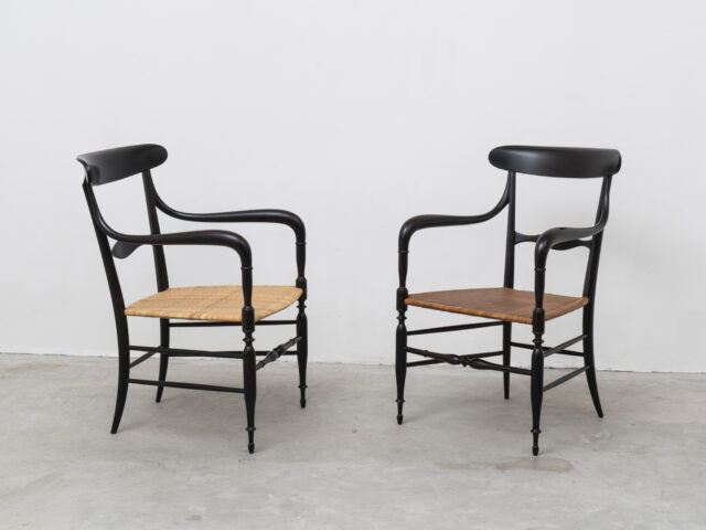Pair of P 2 “Campanino” armchairs for Azucena