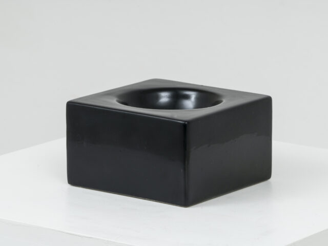 Model 444 ceramic ashtray for Il Sestante