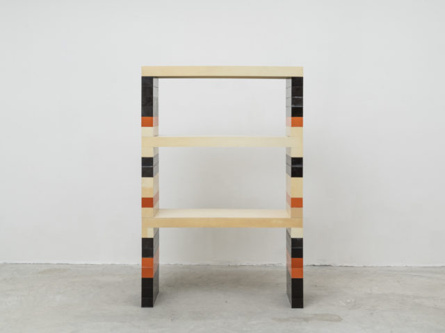 Combinable “Brick System” shelf for Longato
