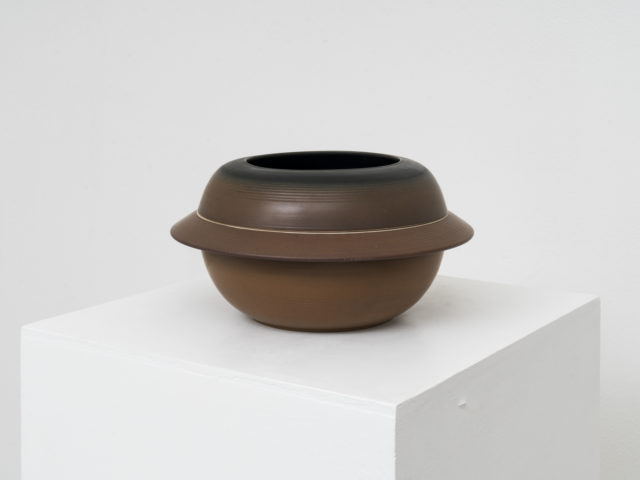 Serie C stoneware centerpiece for Laboratorio Pesaro