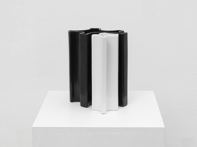 Vase M6 and M8 for Fratelli Brambilla