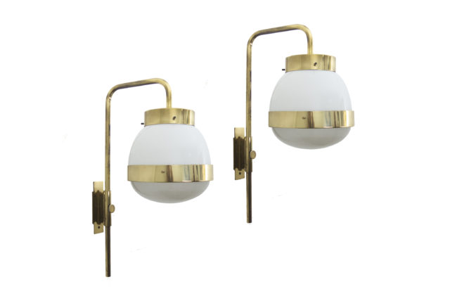 Set of 2 “Delta” early wall lights for Artemide
