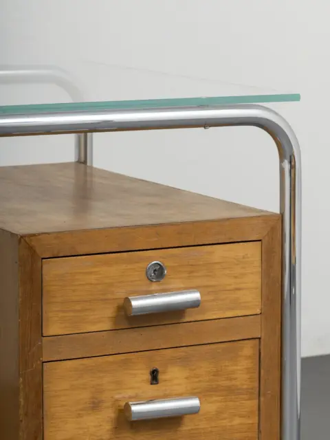 detail of cova milano desk walnut drawers with original bar handles, lock and curved tubular fram 
