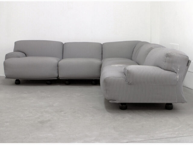 “Fiandra” corner seating group for Cassina
