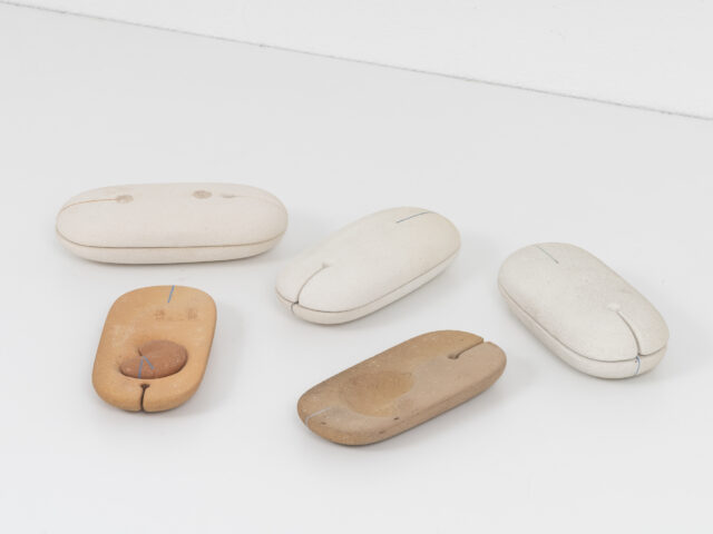 terracotta bivalve sculptures 1